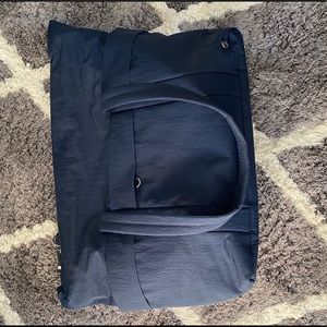 Lululemon On My Level Duffel 30L